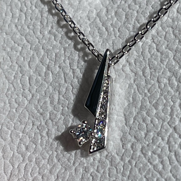 Elegant Diamond and 925 Silver Pendant Necklace - Picture 13 of 14